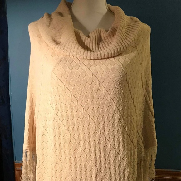 Bette Sung Sweaters - Vintage Cream Cowl Neck Shawl